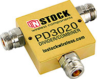 PD3020, 2-way T-style power divider combiner with N-type coaxial connectors spanning 698-2700 MHz